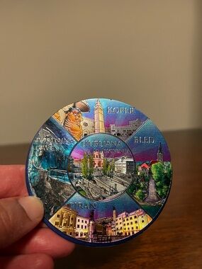 NWT Slovenia Magnet
